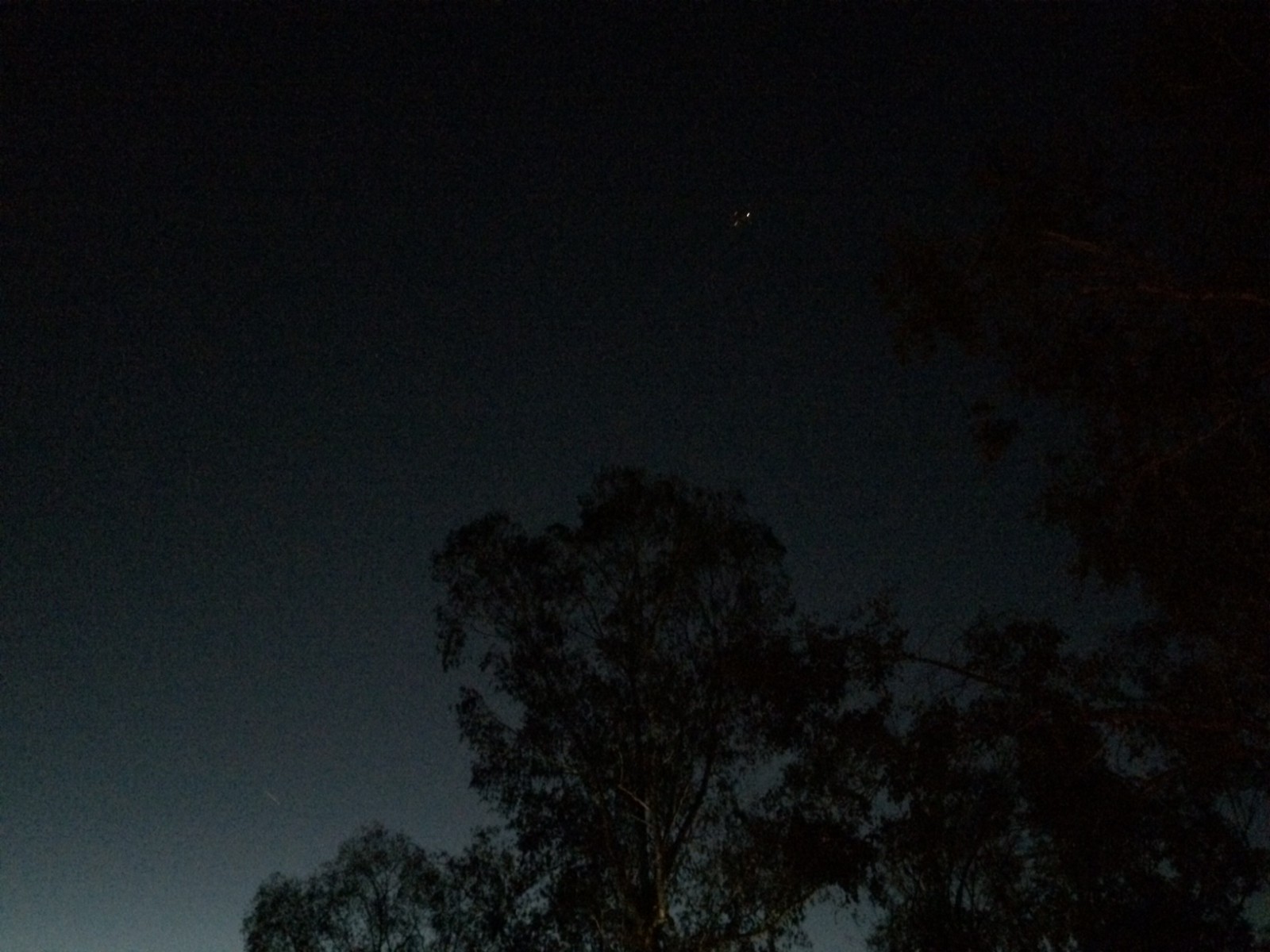 BA289 overhead at dusk November 8th 2014
